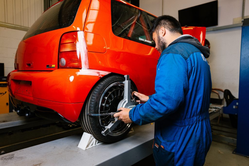 Motor Vehicle - Image 5