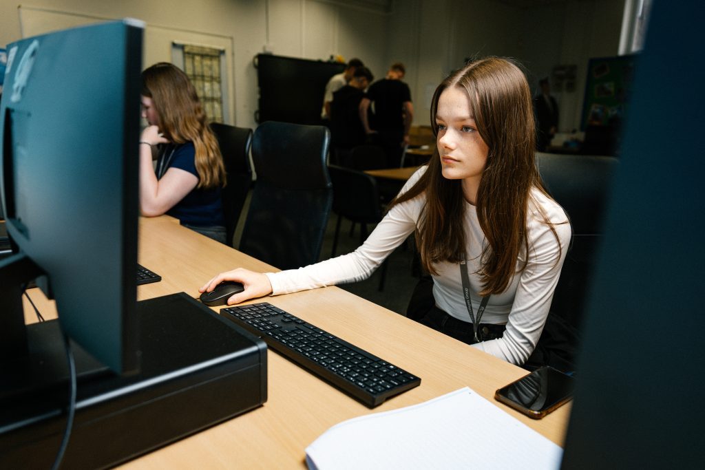 Business Management - Image 2