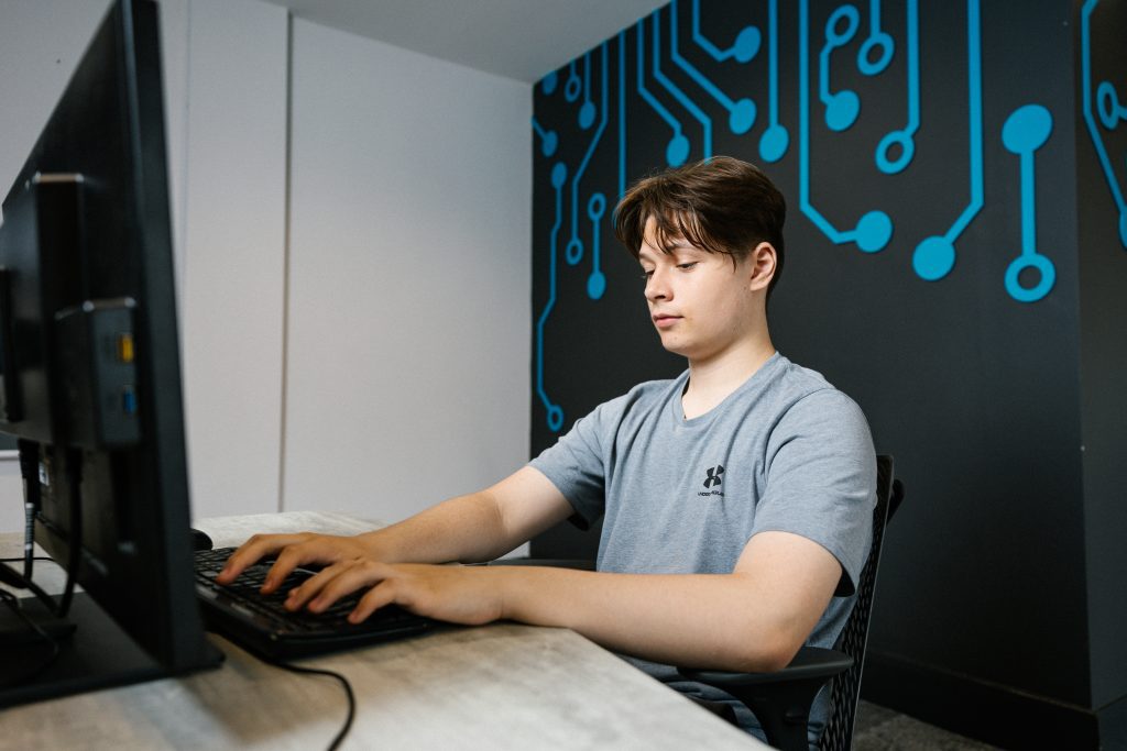 Digital Technologies - Image 7